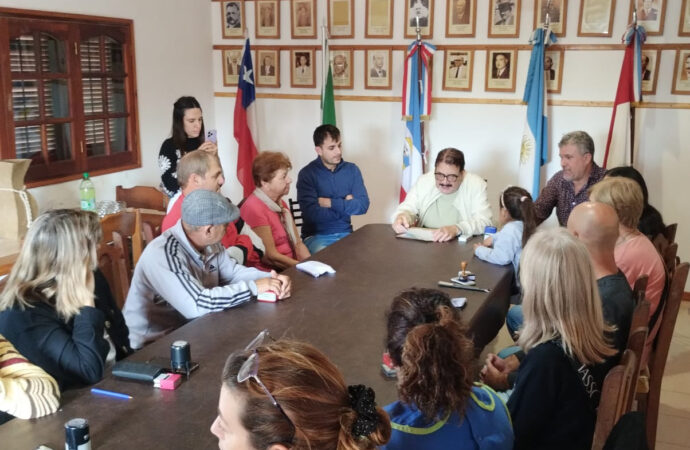 Fortaleciendo el trabajo de las instituciones: Rosconi entregó aportes en Gödeken