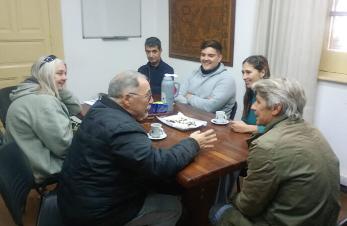 Proyectan mejorar las garitas de colectivos en ruta 33 frente al predio de Veterinarias
