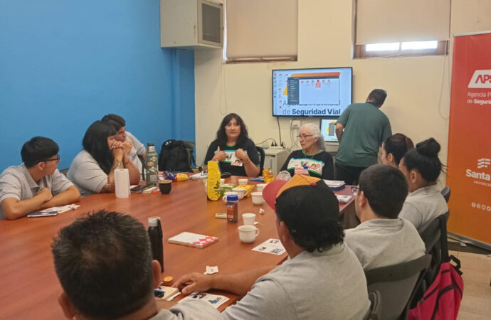 Prohibido olvidar brindó una capacitación en la APSV