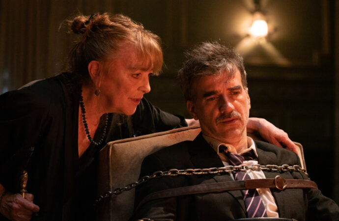 «Vieja loca», en el Espacio Incaa del Teatro Dante