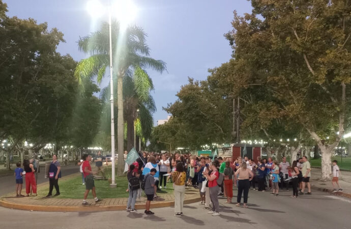 Ruidazo de docentes por jubilaciones y salarios