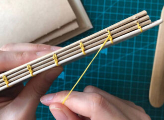 Jornada de Encuadernación en la Biblioteca Pública Municipal