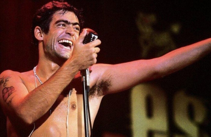 24/06/2000 – Muere Rodrigo Bueno