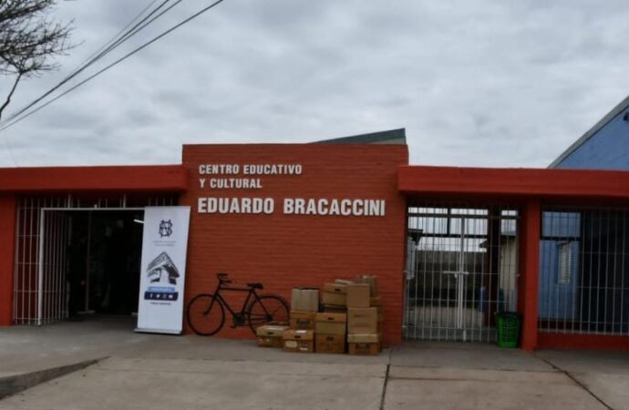 Dispositivo de alojamiento nocturno ante bajas temperaturas