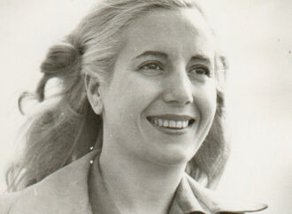 Misa y ofrenda floral en memoria de Evita