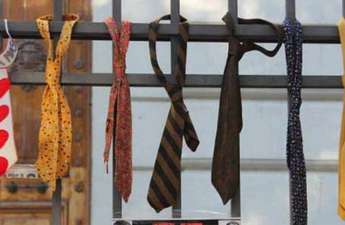 13/07/1977 – La noche de las corbatas