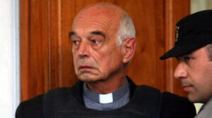 05/07/2007 – Empieza el primer juicio a un miembro de la iglesia por delitos en la última dictadura