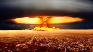 06/08/1945 – Estados Unidos lanza la primera bomba atómica