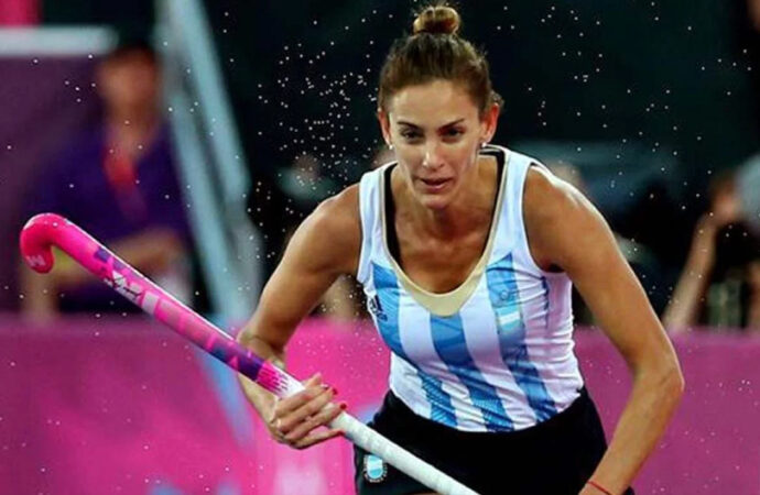 10/08/1977 – Nace Luciana Aymar