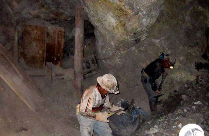 03/08/1980 – Masacre de mineros en Caracoles, Bolivia