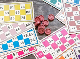 Gran té tómbola en el Centro de Jubilados