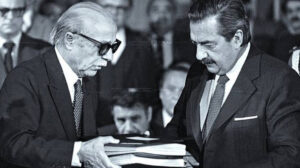 20/09/1984 – La Conadep entrega a Alfonsín el informe Nunca Más