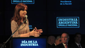 02/09/2008 – Cristina Fernández cancela la deuda con el Club de París