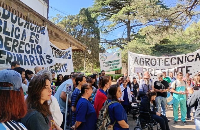 Diputados confirmó el veto a la Ley de Financiamiento Universitario, y comenzaron las tomas en las facultades