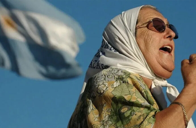 20/11/2022 – Muere Hebe de Bonafini