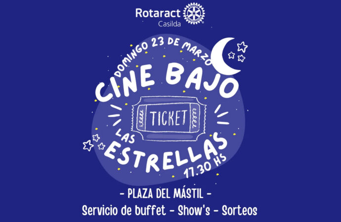 Cine bajo las estrellas en la Plaza de los Mástiles