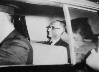29/03/1962 – Un golpe militar derroca a Frondizi