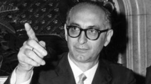 18/04/1995 – Muere Arturo Frondizi