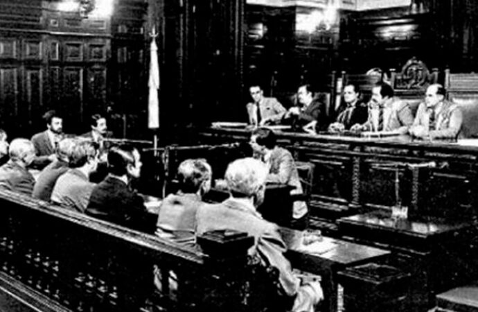 22/04/1985 – Comienza el juicio a las juntas militares