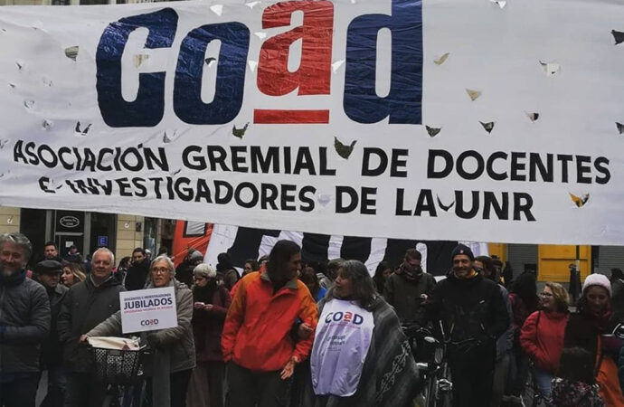 Docentes de la UNR definieron un nuevo paro