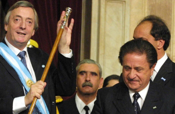 25/05/2003 – Néstor Kirchner jura como presidente