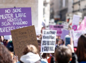 Charla de concientización sobre femicidio en el Punto Violeta