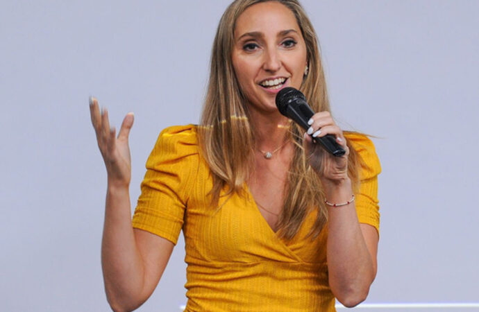 Julia Strada disertará en la UOM Casilda