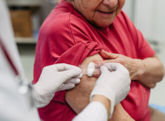Nueva etapa de vacunación contra el dengue