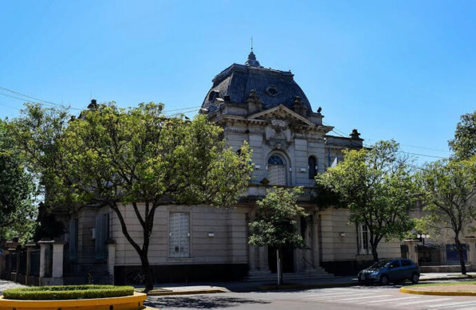 La Municipalidad recuerda solicitar autorización para cortar calles
