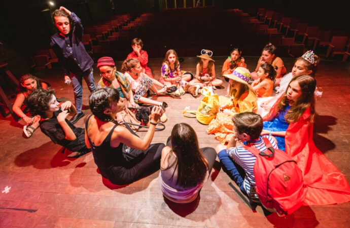Taller de Teatro Municipal para Niños y Jóvenes