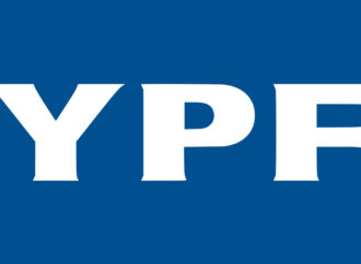 En lugar de subsidiar los combustibles, Milei permite que aumenten los precios